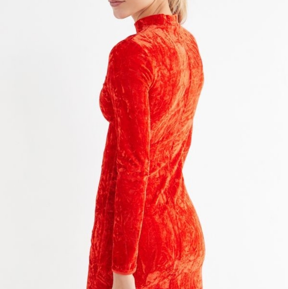 UO Ice Crusher Velvet Mock-Neck Mini Dress - Picture 2 of 4